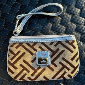 Tignanello Wristlet Tan Brown Silver Detail  Zipper 6inches